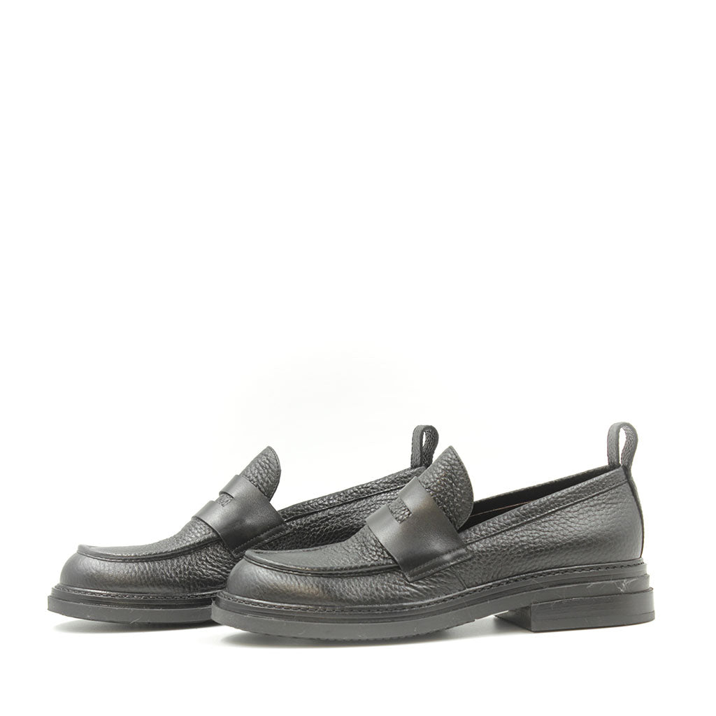 9041B Black Women's Penny Loafers