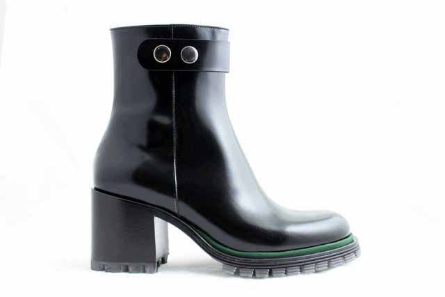 7166 Black Women's Ankle Boots