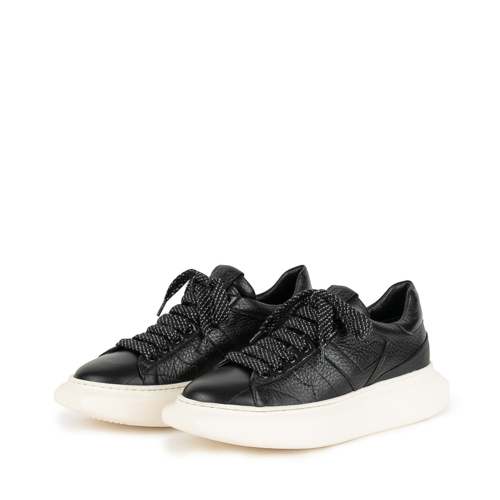 8011 Women's Metallic Silver Sneaker