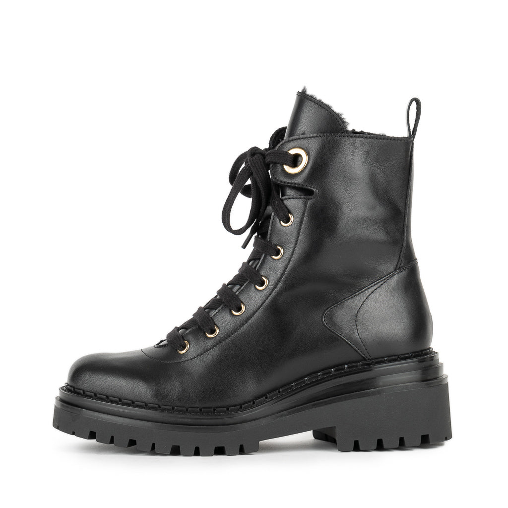 8132 Black Women's Lace-Up Boots