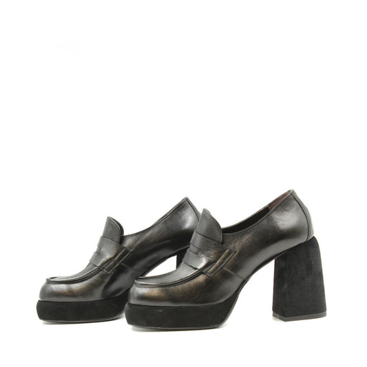 9310 Black Women's Leather Pumps