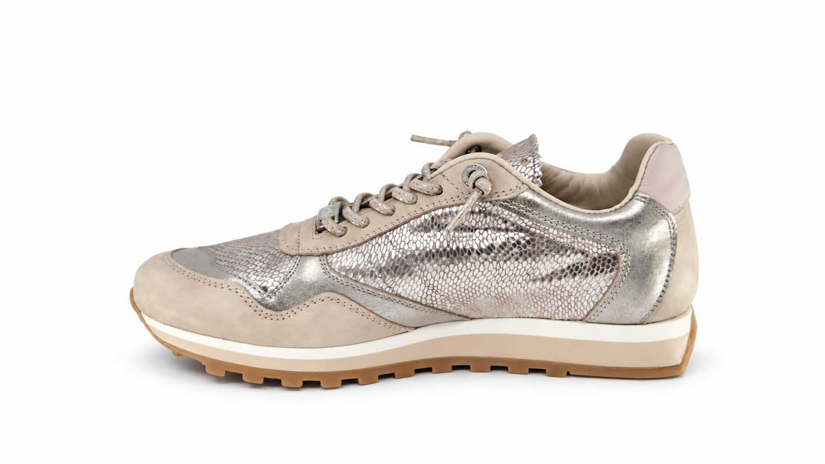Fiona Womens Beige & Silver Sneakers