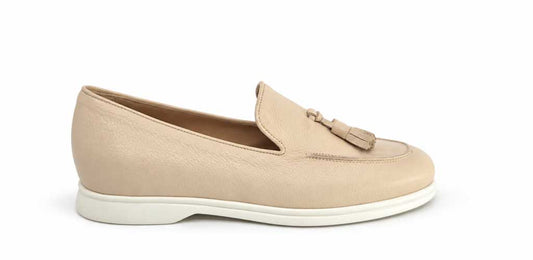 Diletta Cream Tassel Loafers