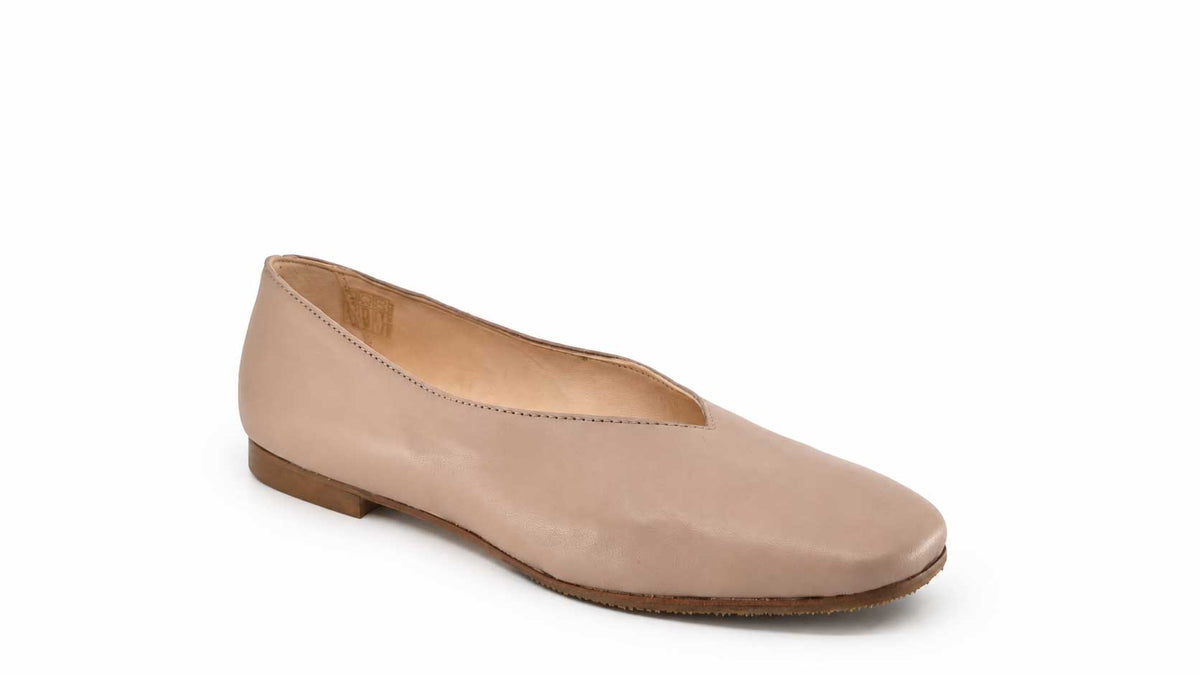 Alba Nude Leather Ballet Flats