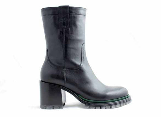 7165 Black Women's Ankle Boots